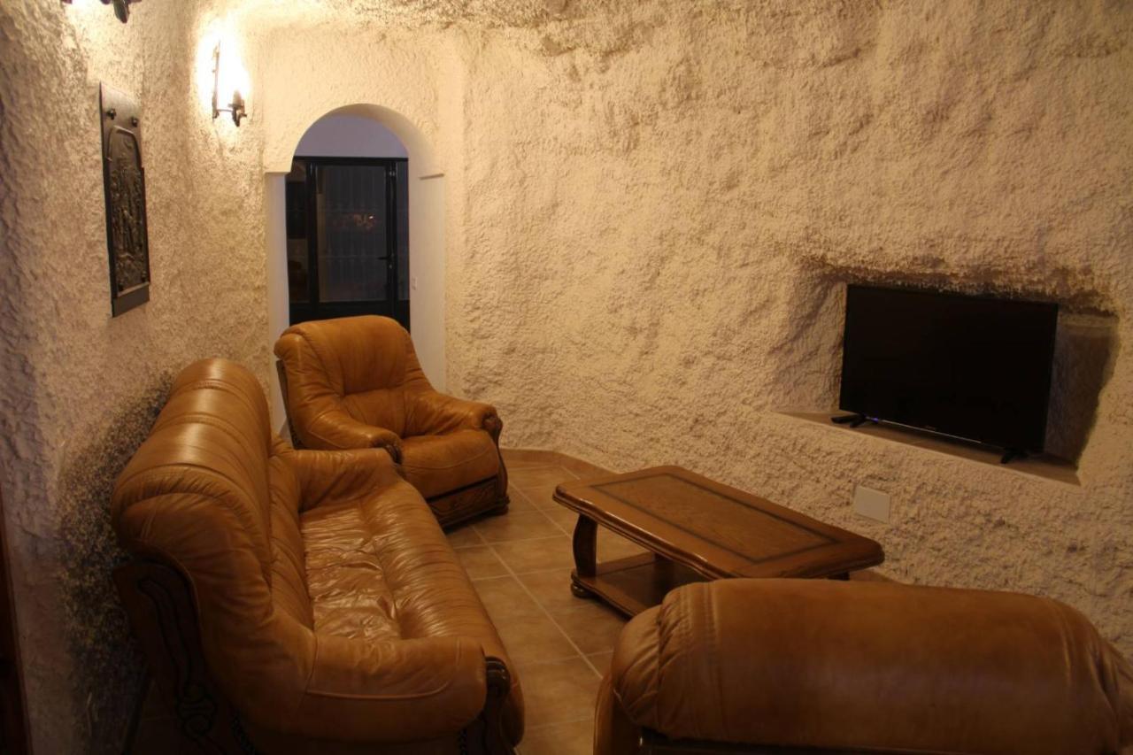 فيلا Cuevas Al Andalus - Solea أُرثي المظهر الخارجي الصورة